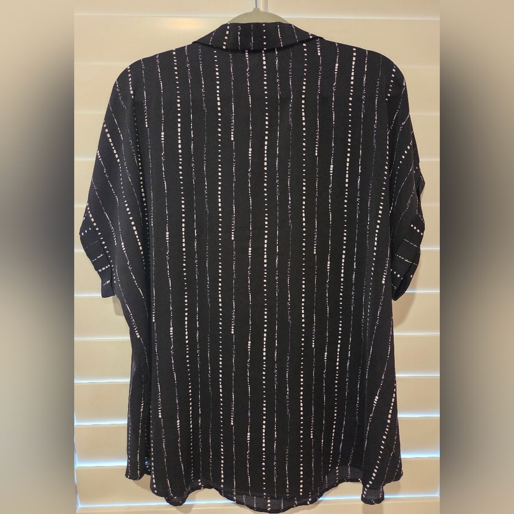 Timeson Short Sleeve Top - Picture 5 of 7